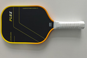 Pickleball匹克球拍 高品質碳纖維熱壓一體成型匹克拍競賽拍 專業(yè)比賽用碳纖匹克球拍